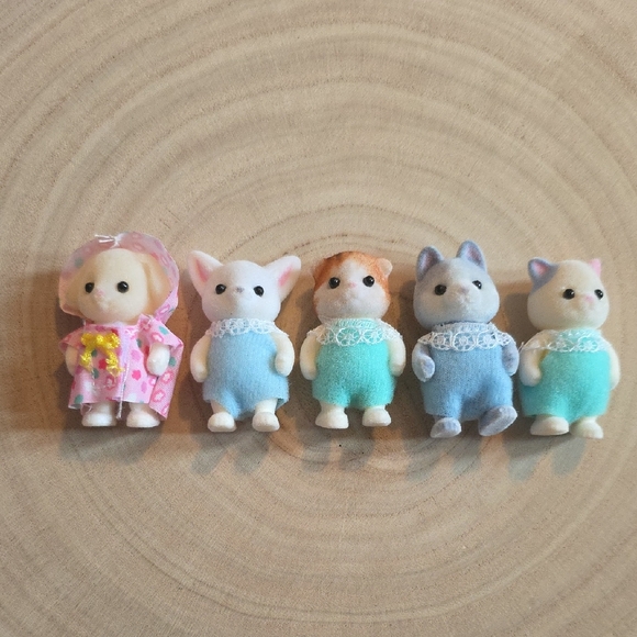 Adorable Sylvanian Families/Calico Critters - Set Of 5 Animals, New - Picture 1 of 9